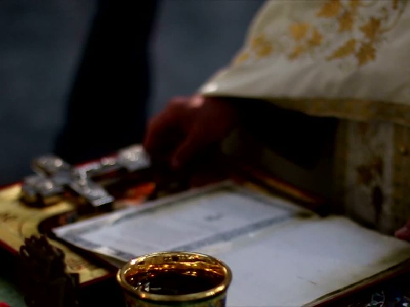 Vodi duhovnom rastu kroz ishranu, molitvu i sećanje na Hrista i njegove žrtve.